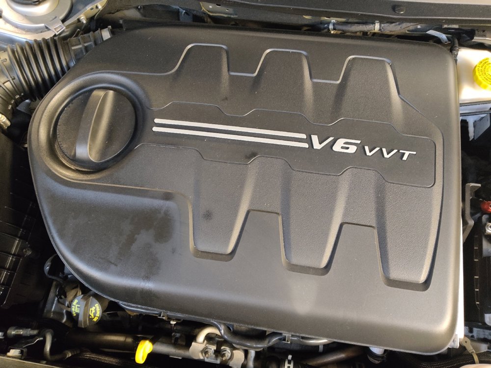 Used 2020 Jeep Cherokee Limited image 30