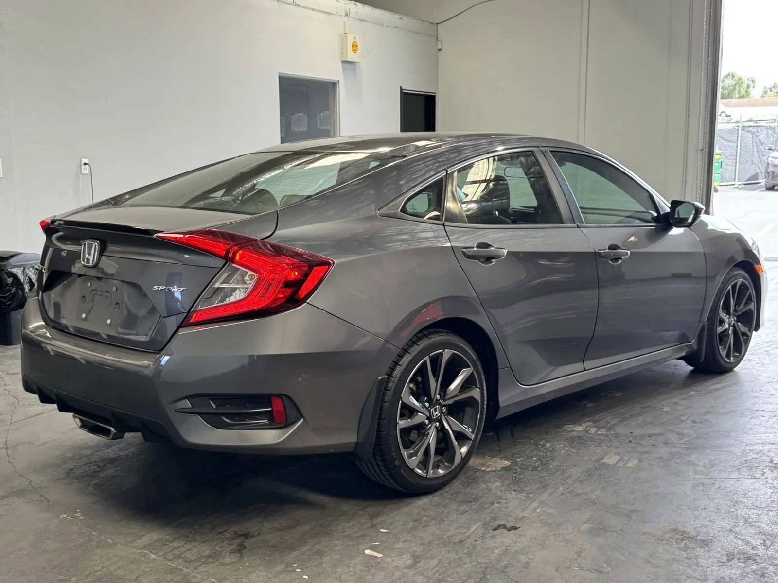 Used 2020 Honda Civic Sport image 4