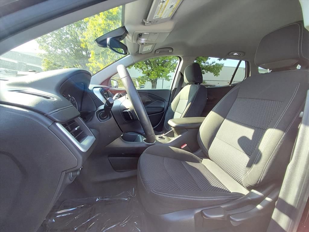 Used 2022 GMC Terrain SLE FWD image 15