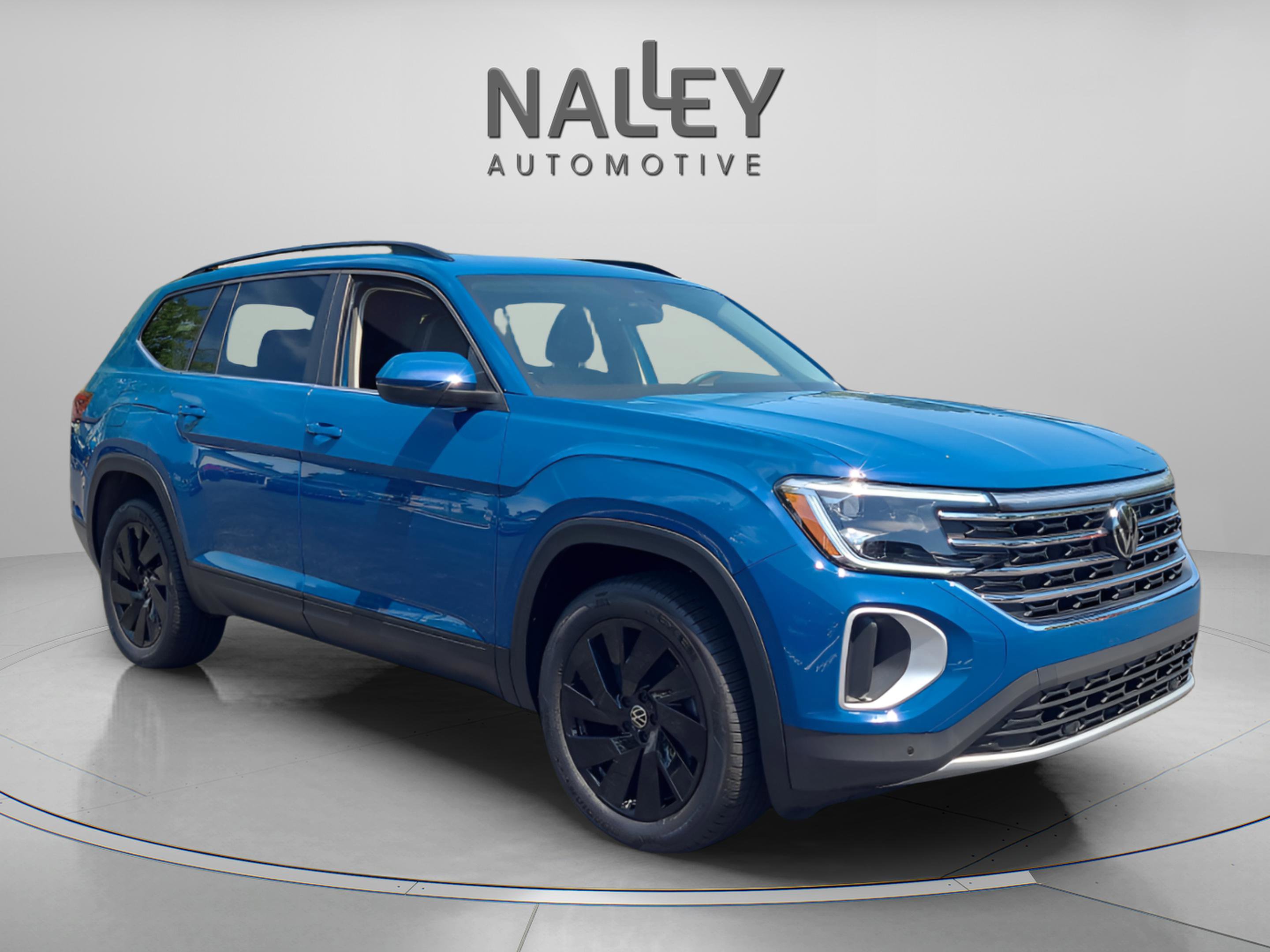 Used 2025 Volkswagen Atlas SE image 8