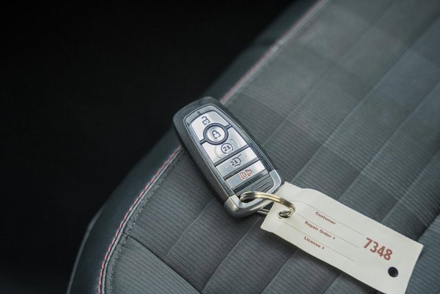 Used 2025 Ford Explorer ST-Line w/ ST-Line Street Pack image 46