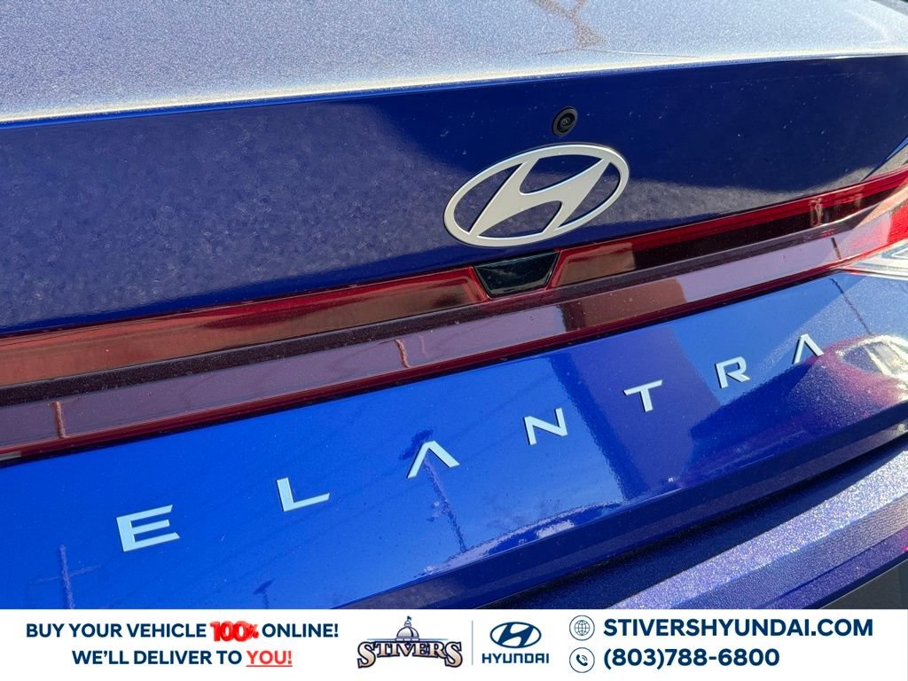 Certified 2026 Hyundai Elantra SE FWD image 14