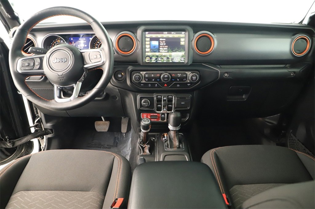 Used 2023 Jeep Gladiator Mojave w/ Cold Weather Group image 18