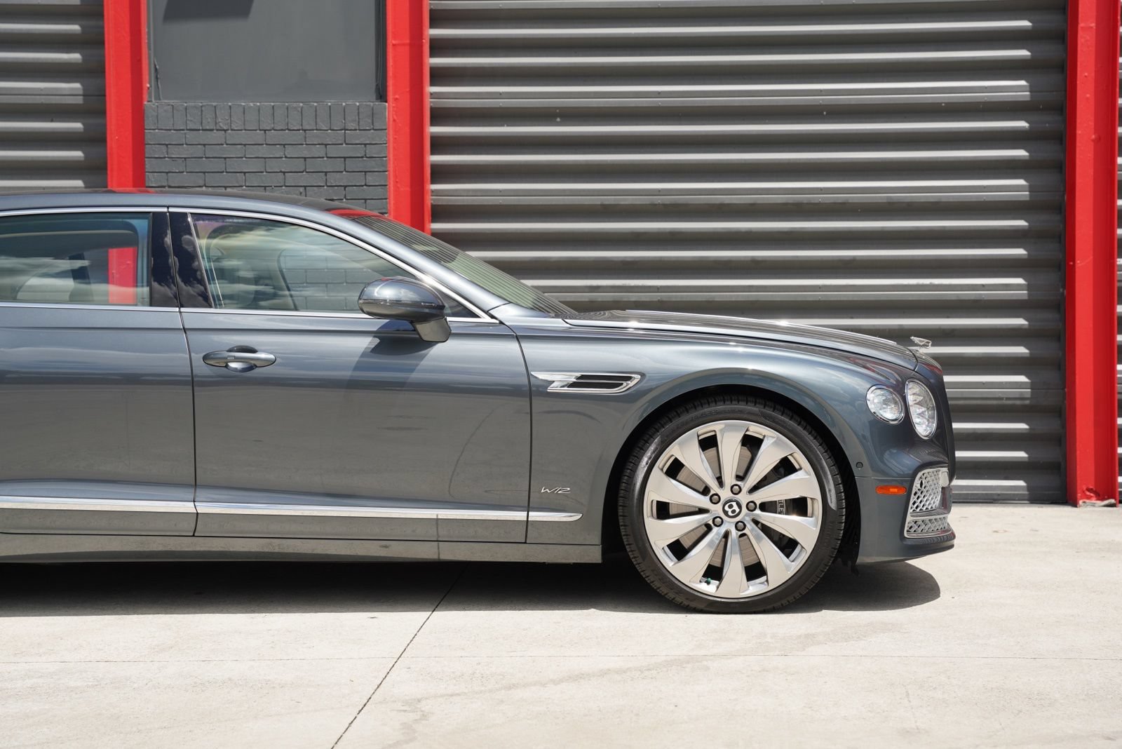 Used 2020 Bentley Flying Spur W12 AWD/4WD image 3
