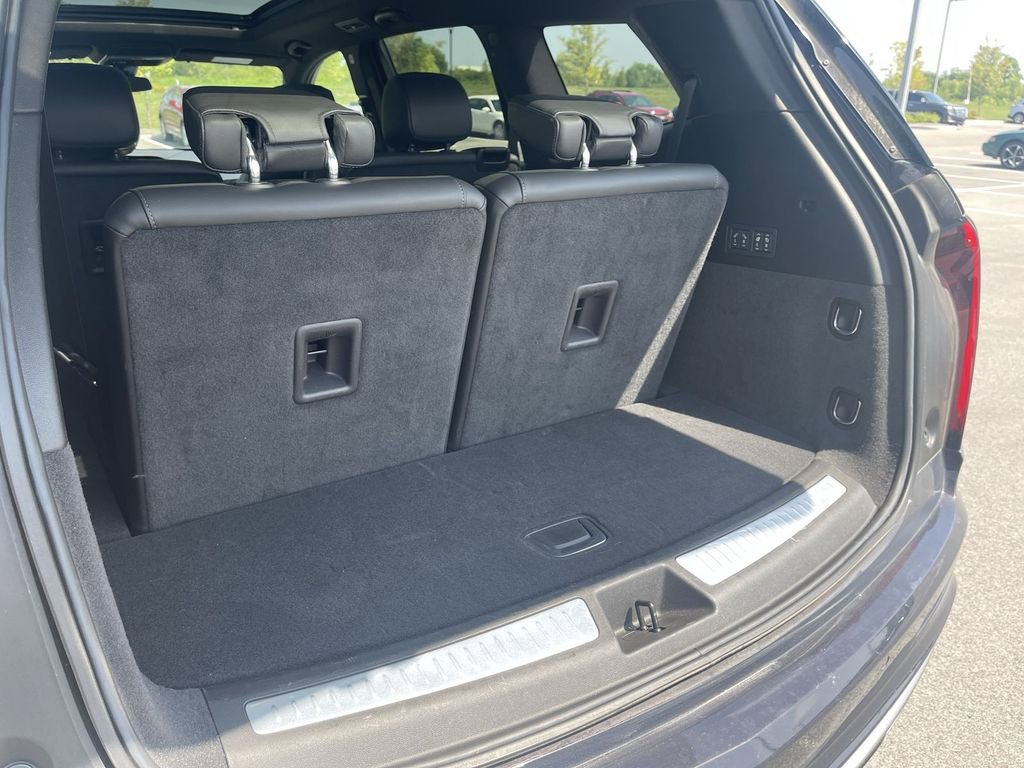 Certified 2025 Cadillac XT6 Premium Luxury image 15