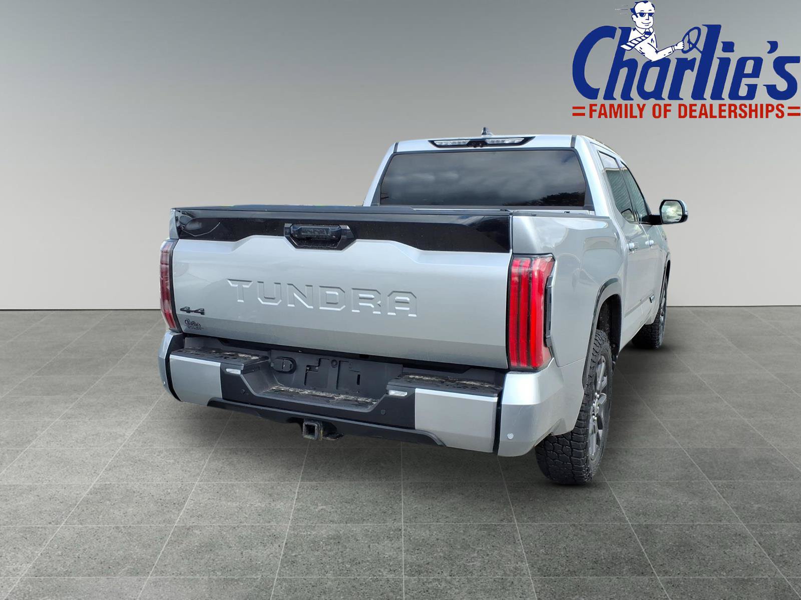 Used 2022 Toyota Tundra Platinum AWD/4WD image 4