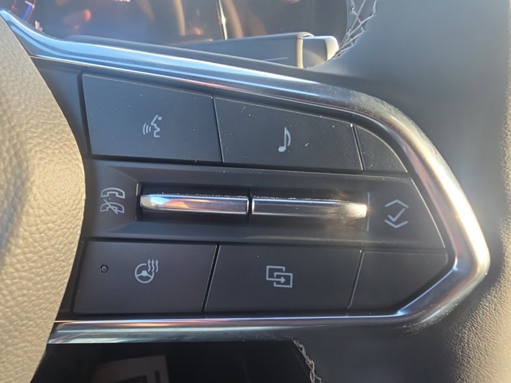New 2027 Chevrolet Traverse Z71 w/ Enhanced Driving Package AWD/4WD image 6