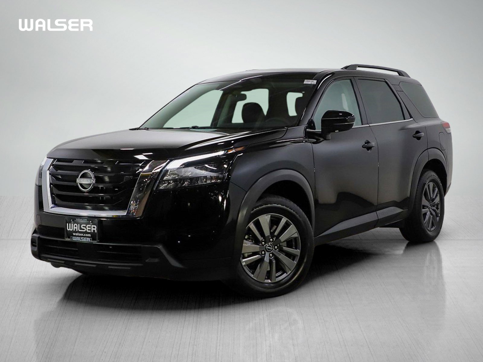Used 2024 Nissan Pathfinder SV