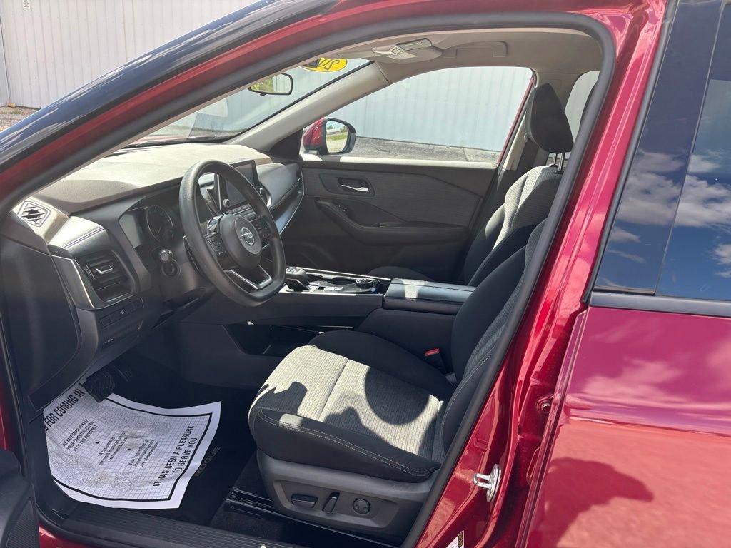 Used 2021 Nissan Rogue SV AWD/4WD image 10