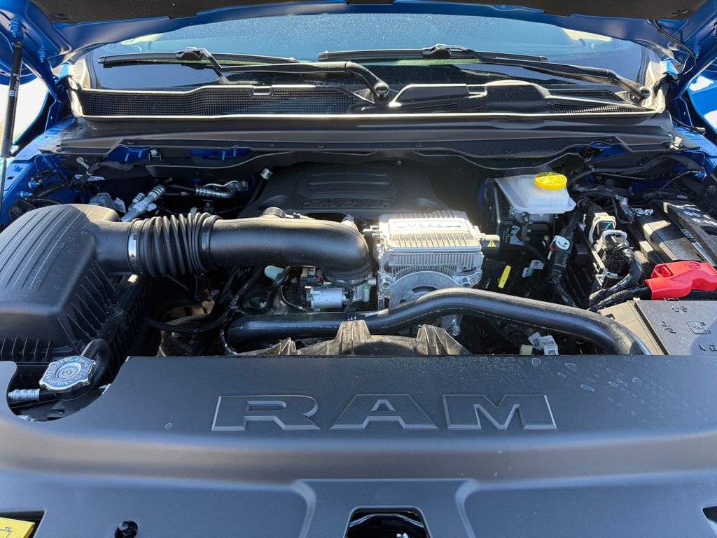 New 2026 RAM 1500 4x4 Crew Cab image 23