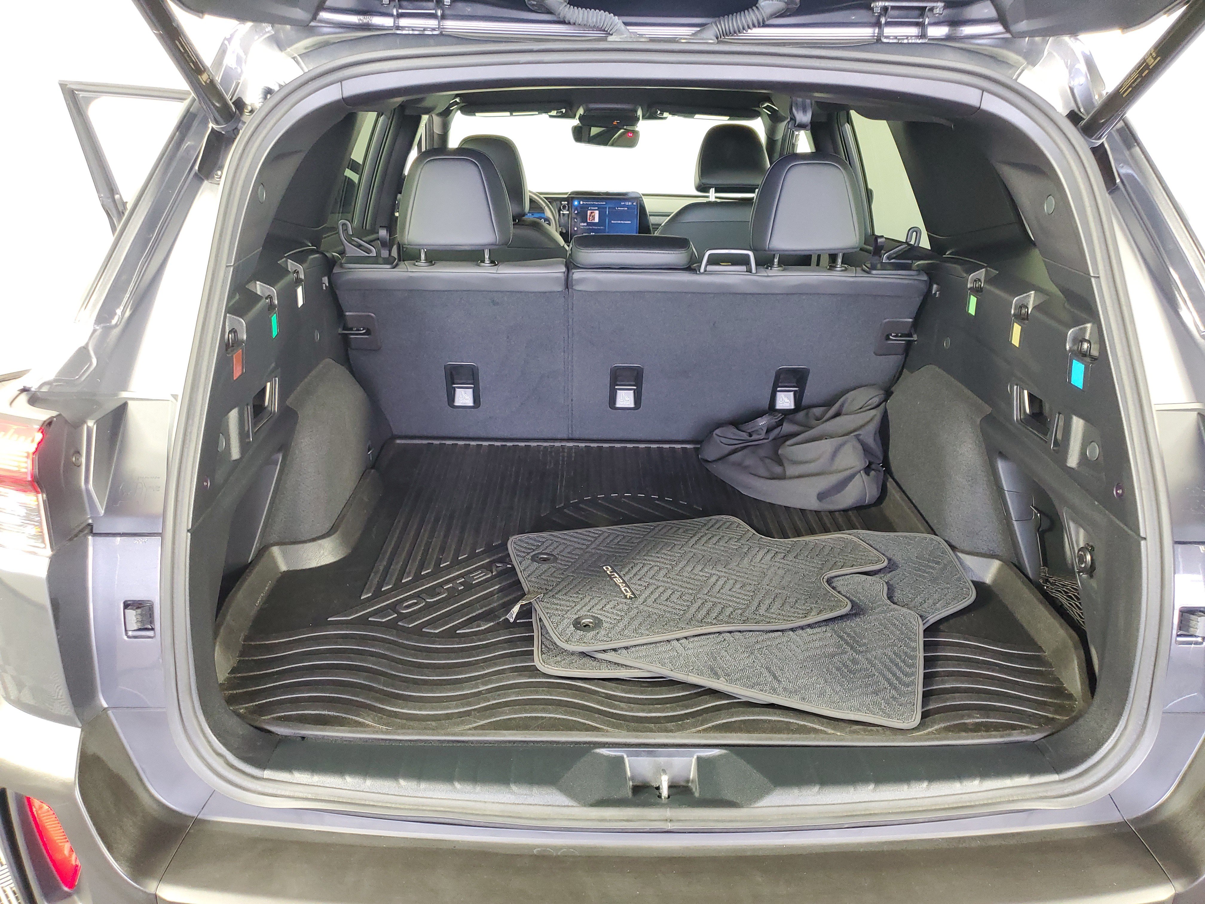 Used 2026 Subaru Outback Premium AWD/4WD image 31