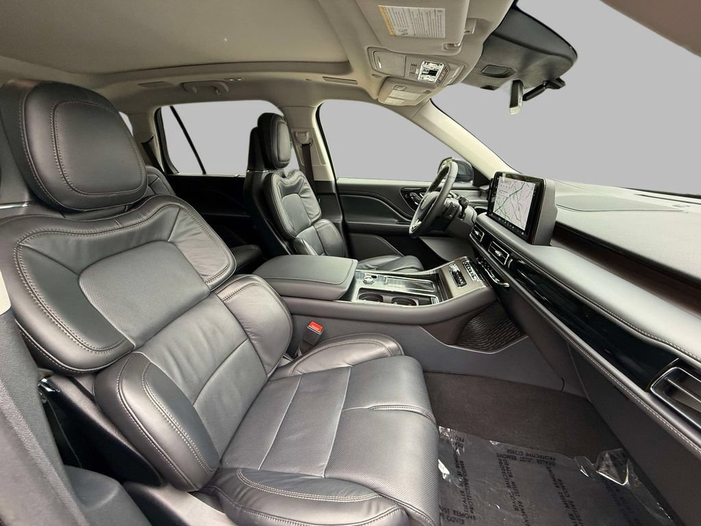 Used 2025 Lincoln Aviator Reserve w/ Luxury Package AWD/4WD image 14