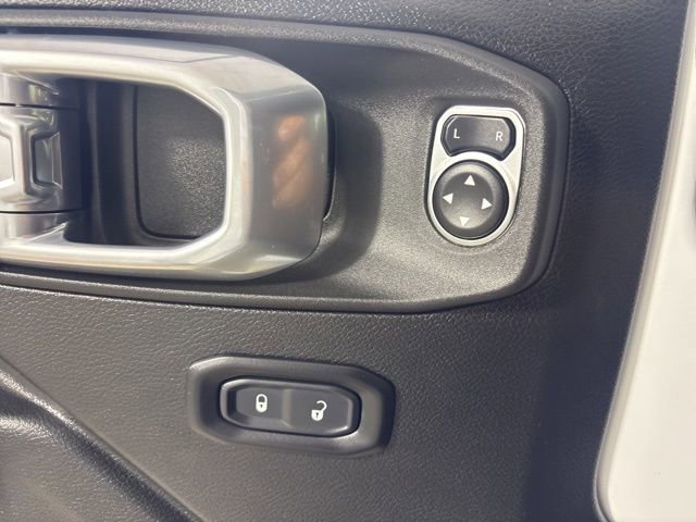 Used 2022 Jeep Wrangler Unlimited Sport image 33