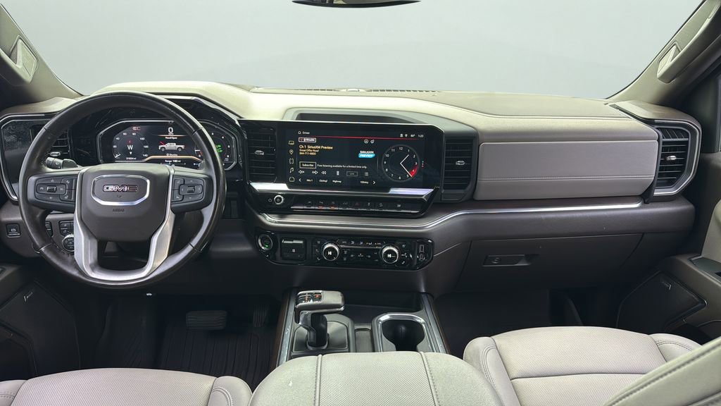 Used 2024 GMC Sierra 1500 SLT w/ SLT Premium Plus Package AWD/4WD image 18