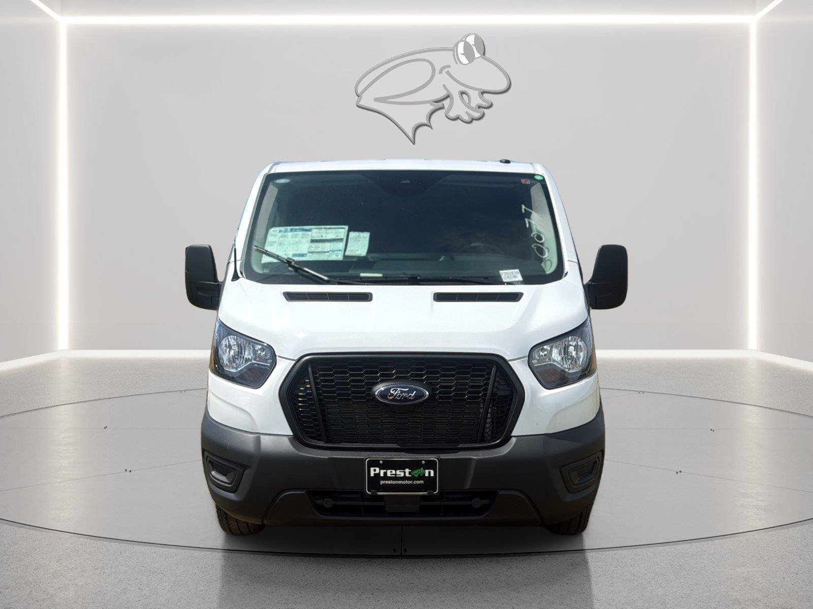 New 2025 Ford Transit 250 Low Roof RWD image 8