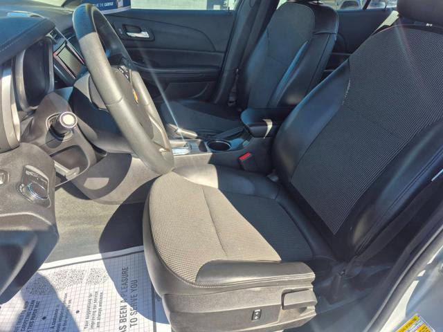 Used 2016 Chevrolet Malibu LT image 7