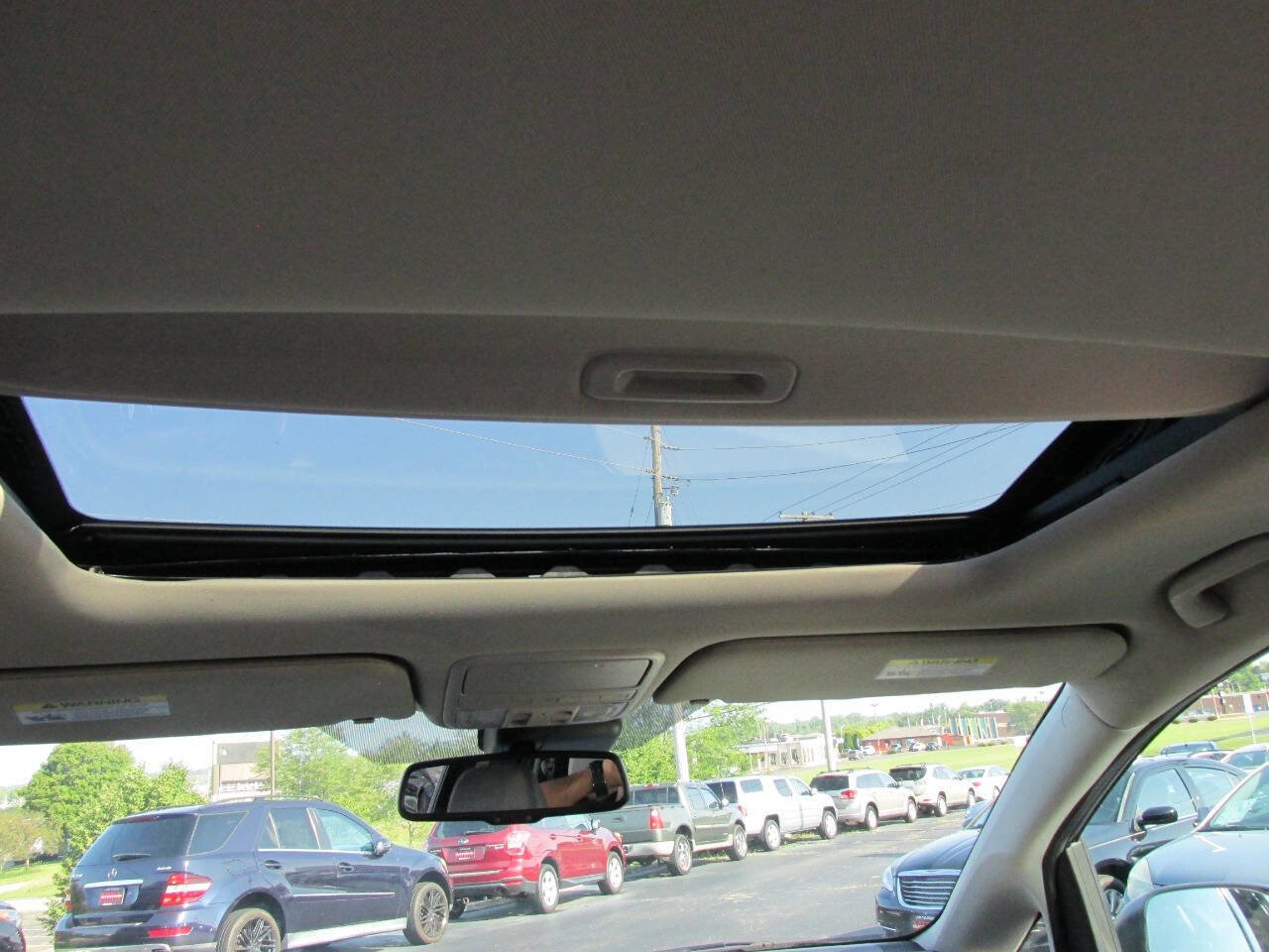 Used 2017 Honda Odyssey EX-L image 12