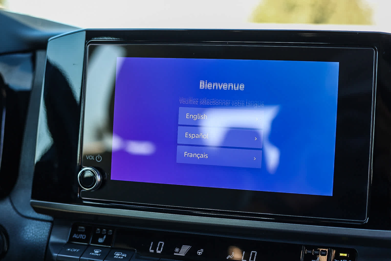 Used 2025 Toyota Camry SE w/ Convenience Package FWD image 14