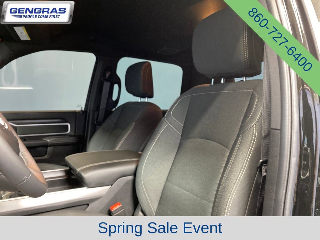 Used 2025 RAM 3500 Big Horn AWD/4WD image 12