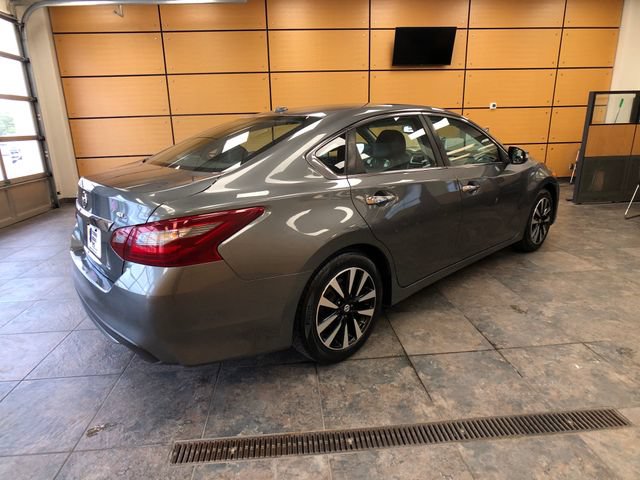 Used 2018 Nissan Altima 2.5 SL FWD image 7