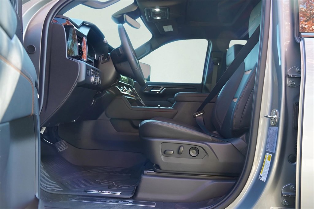 New 2026 GMC Sierra 2500 AT4 w/ AT4 Premium Plus Package image 15