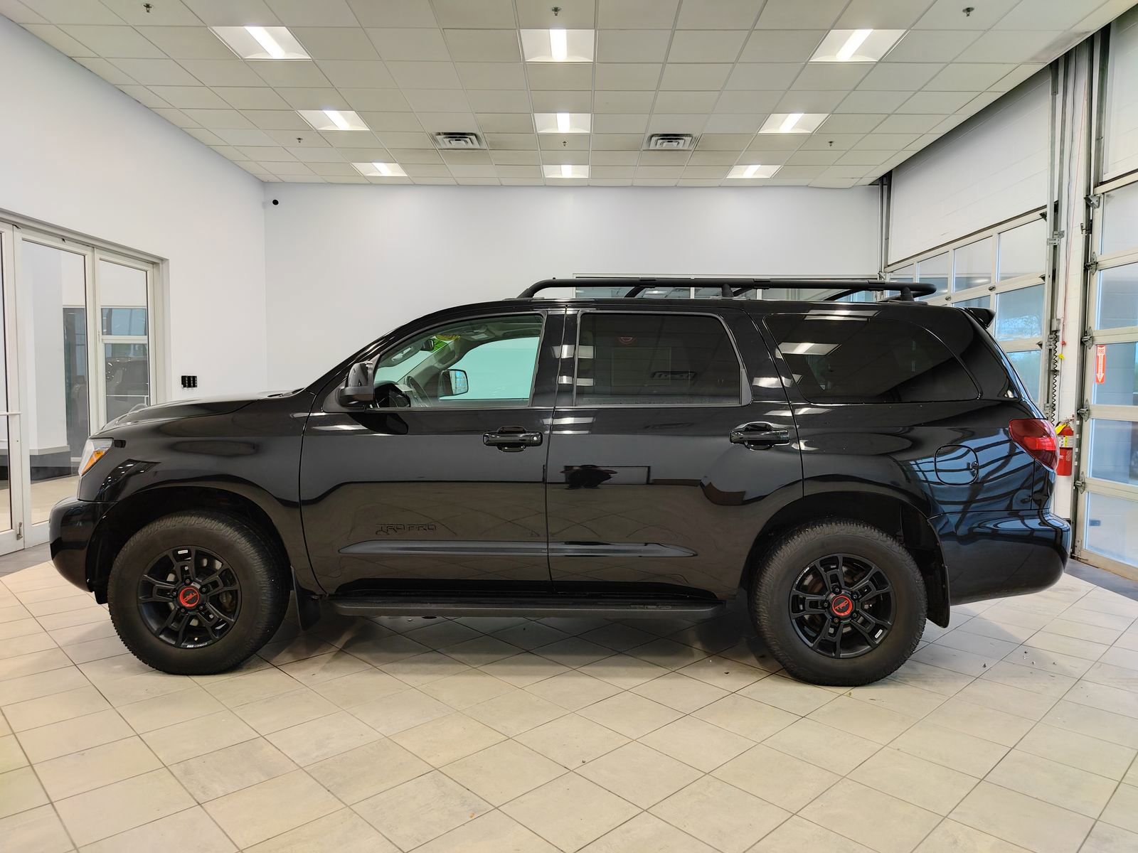 Used 2021 Toyota Sequoia TRD Pro AWD/4WD image 7