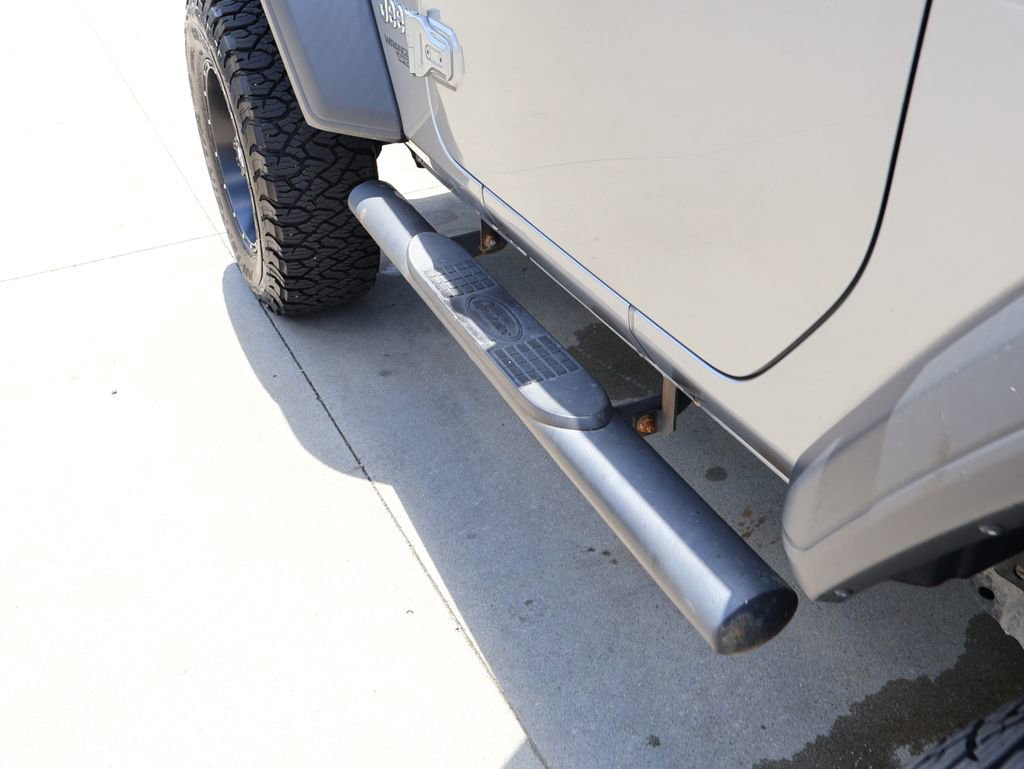 Used 2018 Jeep Wrangler Sport AWD/4WD image 10