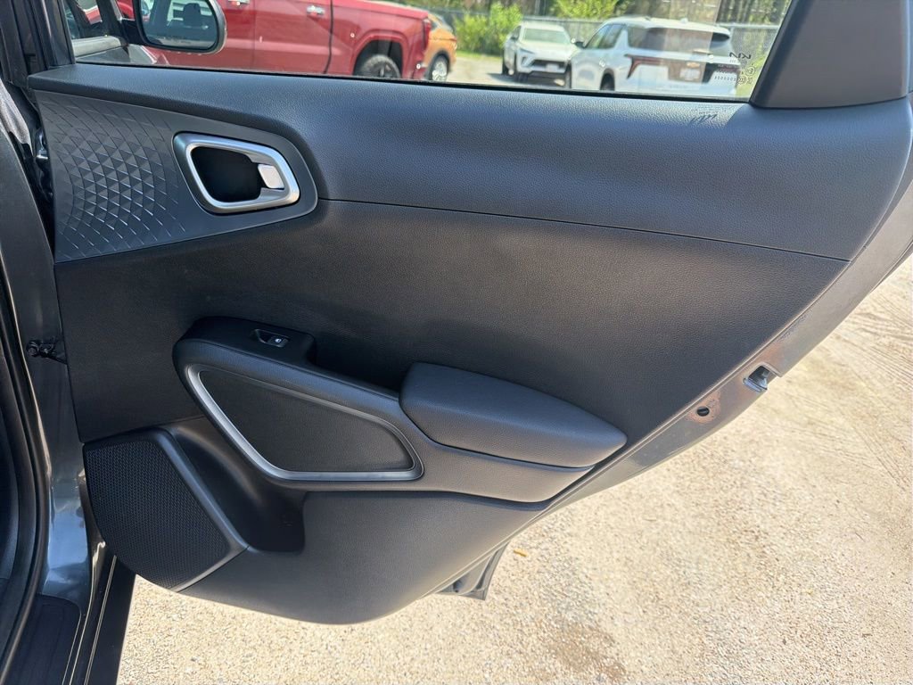 Used 2021 Kia Soul S image 26