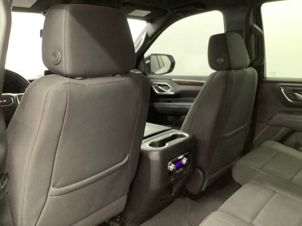 Used 2022 GMC Yukon SLE w/ Gmc Pro Safety Plus Package image 9