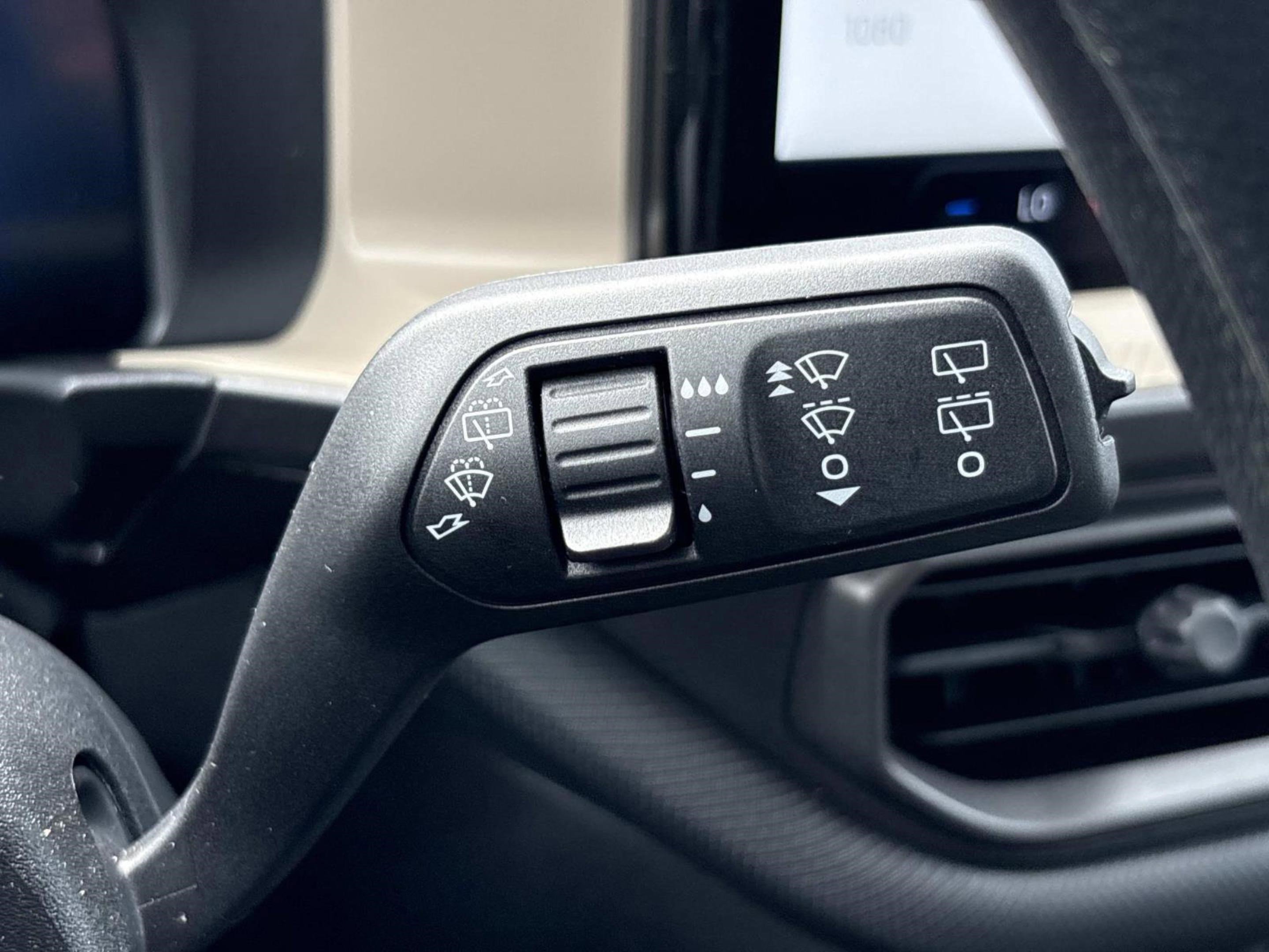 Used 2025 Ford Bronco Sport Big Bend image 30