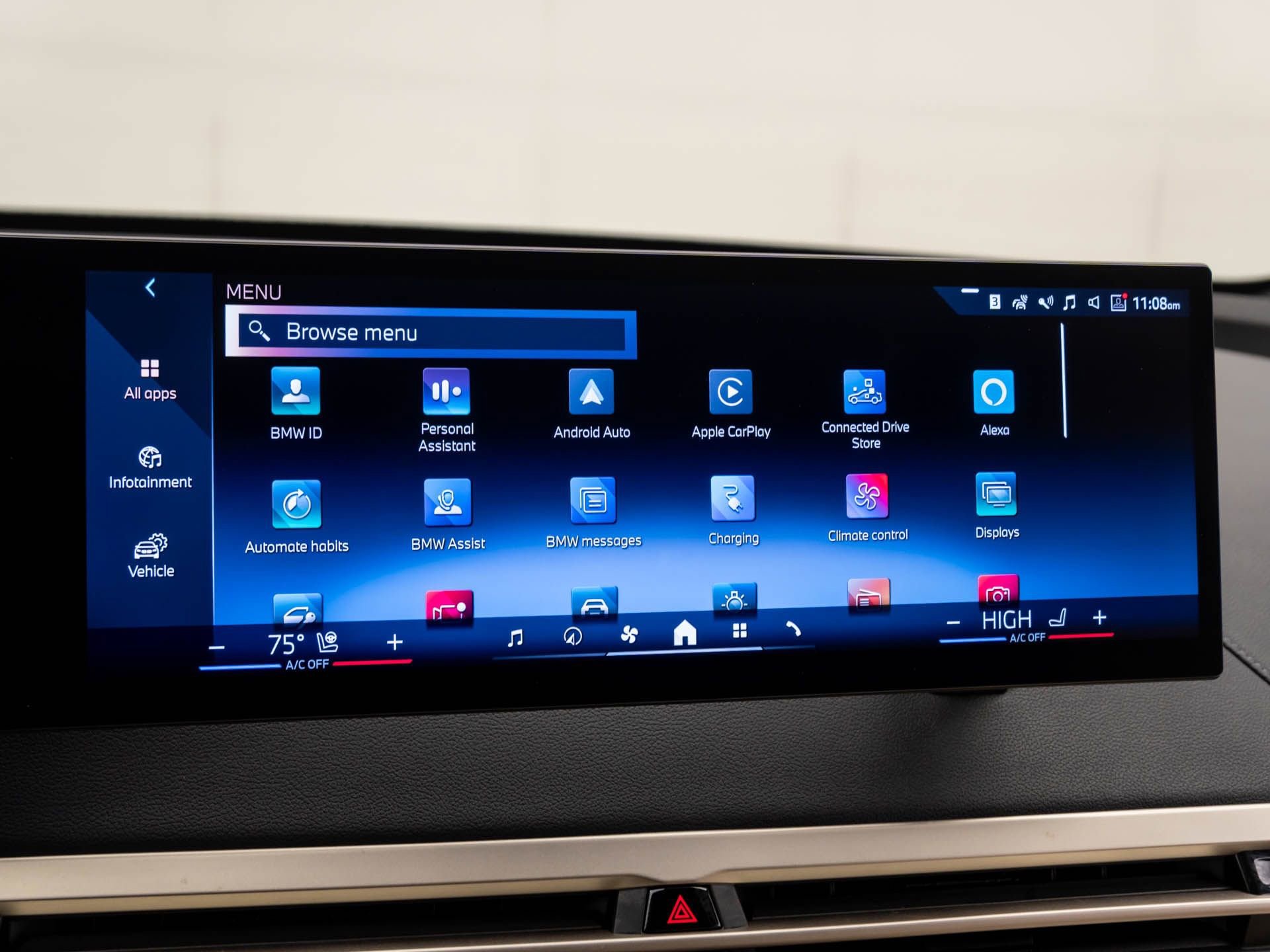 Used 2024 BMW iX xDrive50 w/ Premium Package image 24