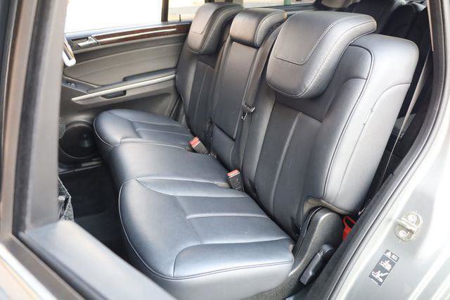 Used 2011 Mercedes-Benz GL 450 4MATIC image 19