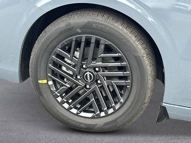 New 2026 Nissan Sentra SV w/ SV Convenience Package FWD image 9