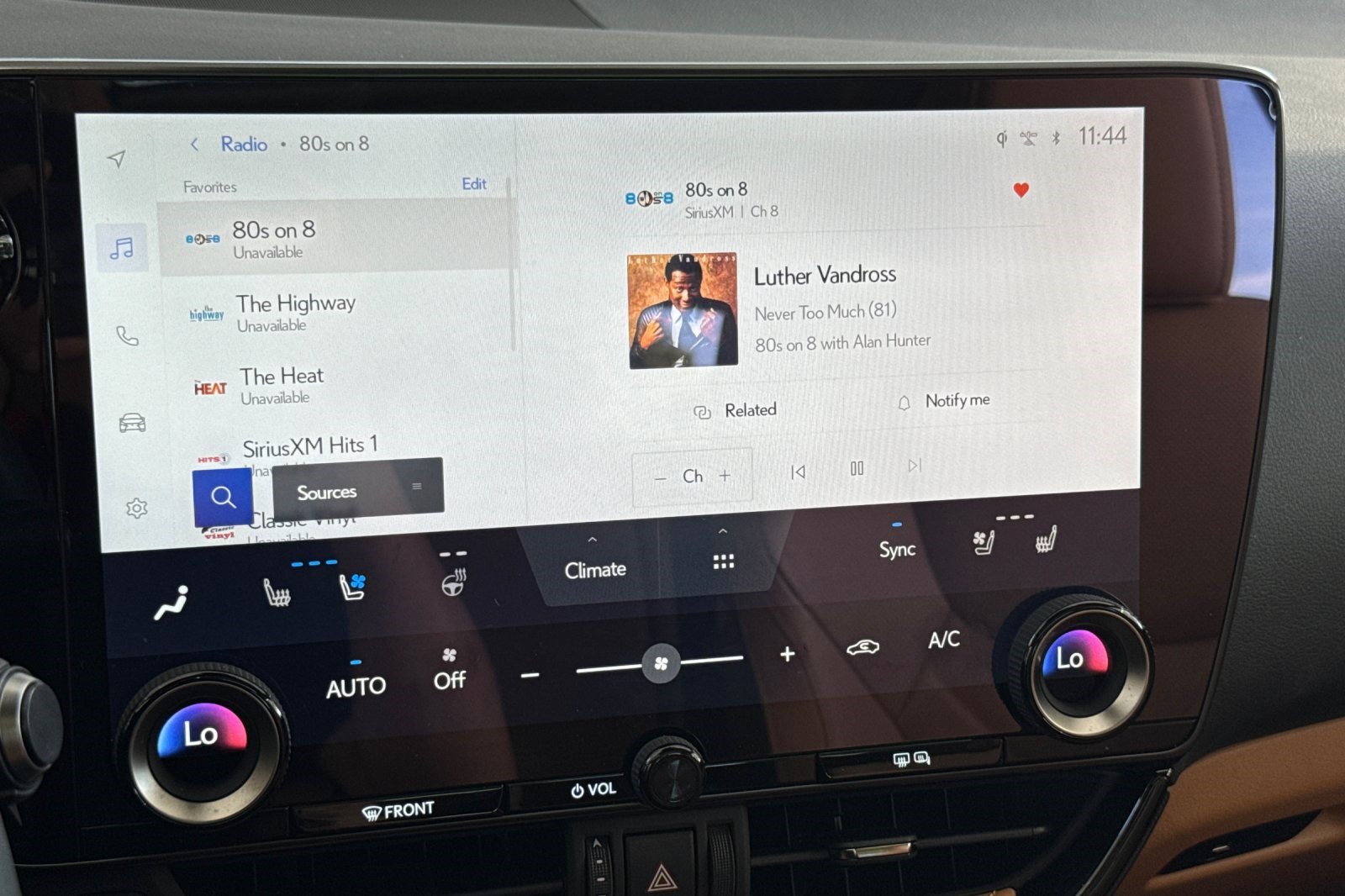 Certified 2025 Lexus NX 450h+ AWD w/ Accessory Package (K3) image 25