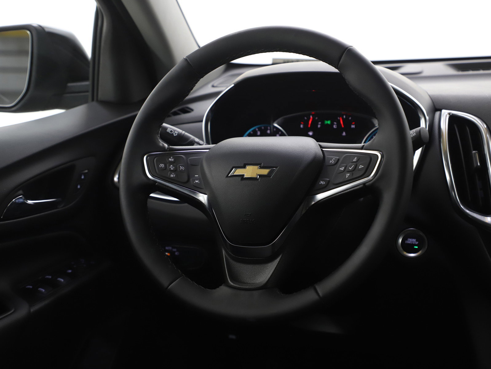 Used 2024 Chevrolet Equinox LT image 14