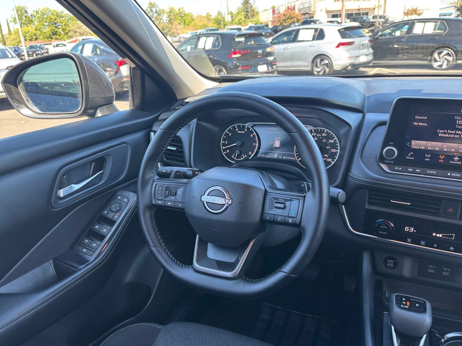 Used 2025 Nissan Rogue SV AWD/4WD image 36