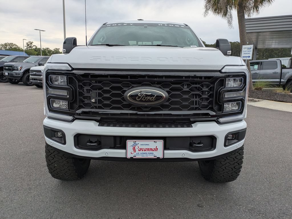 New 2026 Ford F250 Lariat w/ Black Appearance Package AWD/4WD image 9