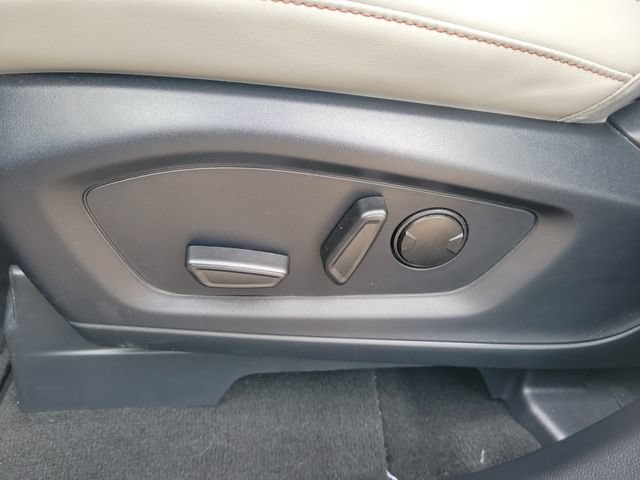 New 2026 Ford Explorer Active w/ Active Comfort Package AWD/4WD image 17