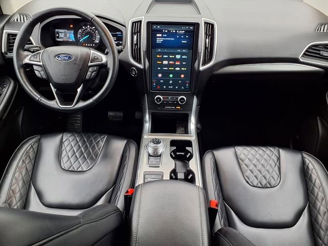 Used 2024 Ford Edge Titanium image 9