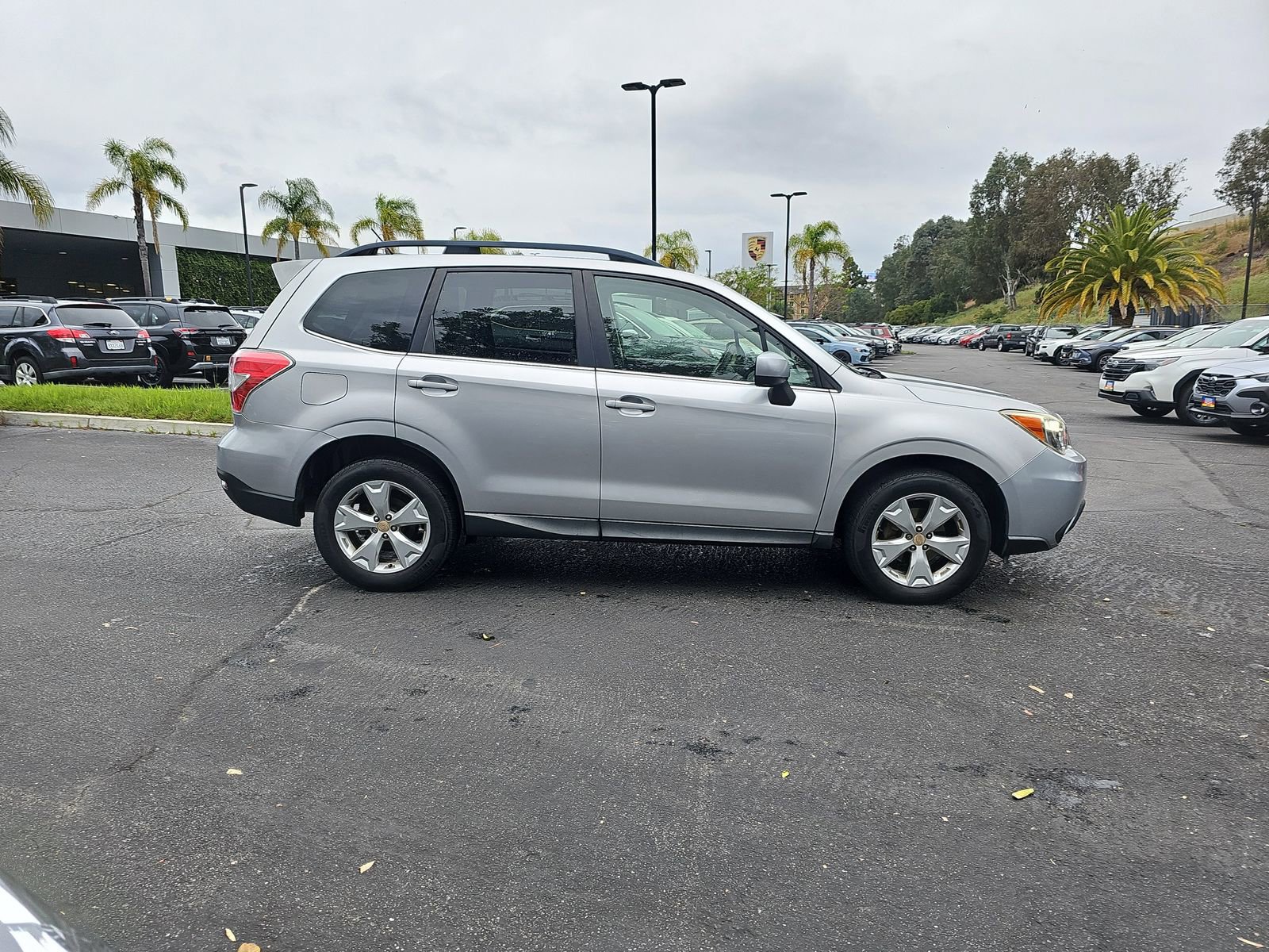 Used 2015 Subaru Forester 2.5i Limited w/ Popular Package #2 image 8