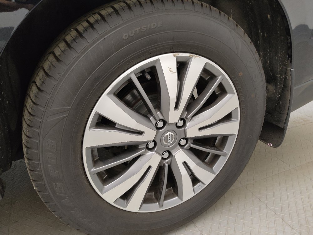 Used 2020 Nissan Pathfinder S FWD image 31