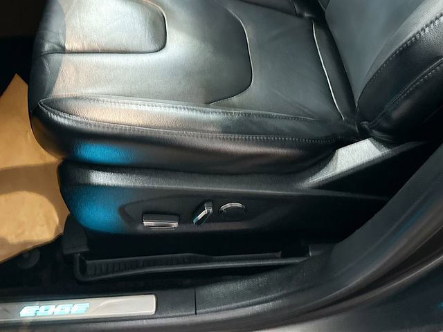 Used 2017 Ford Edge Titanium w/ Technology Package FWD image 20