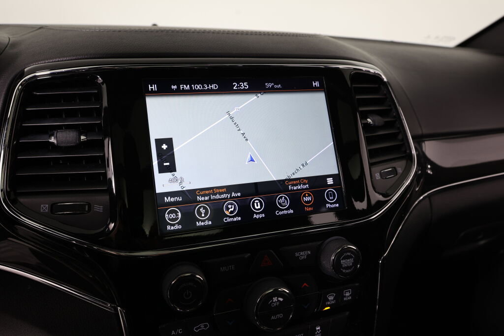 Used 2019 Jeep Grand Cherokee Overland image 37