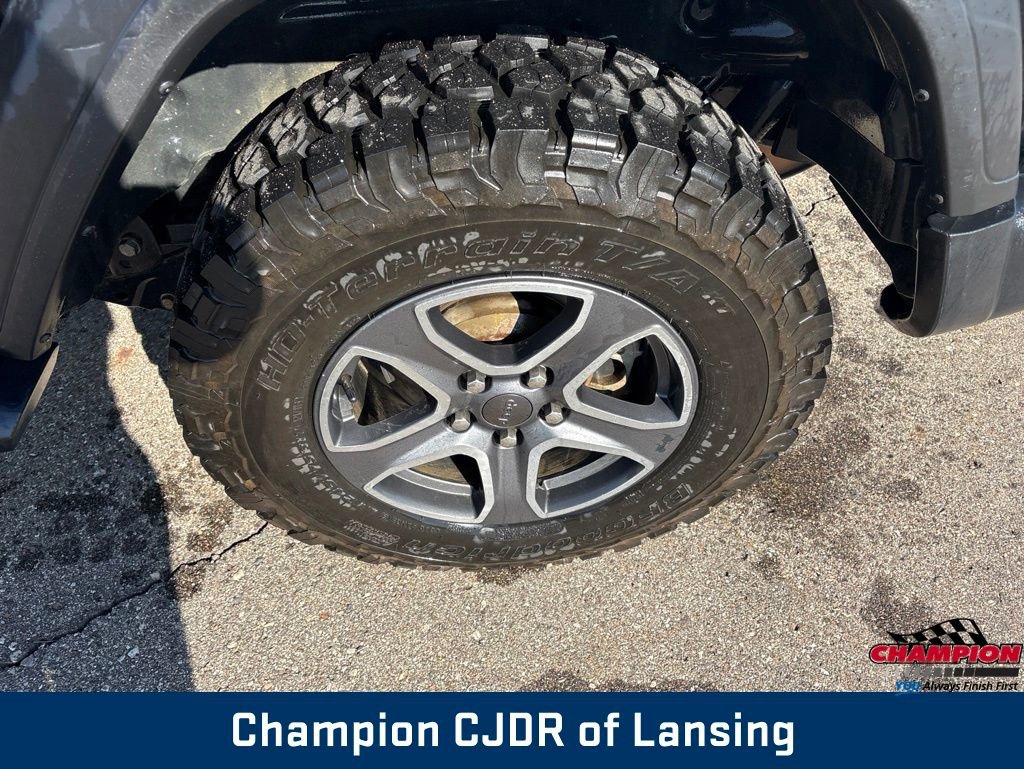 Used 2021 Jeep Wrangler Sport AWD/4WD image 5