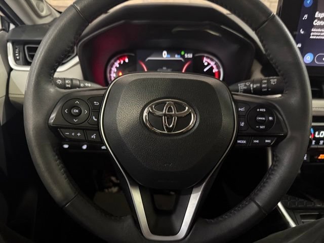 Used 2023 Toyota RAV4 XLE Premium AWD/4WD image 17