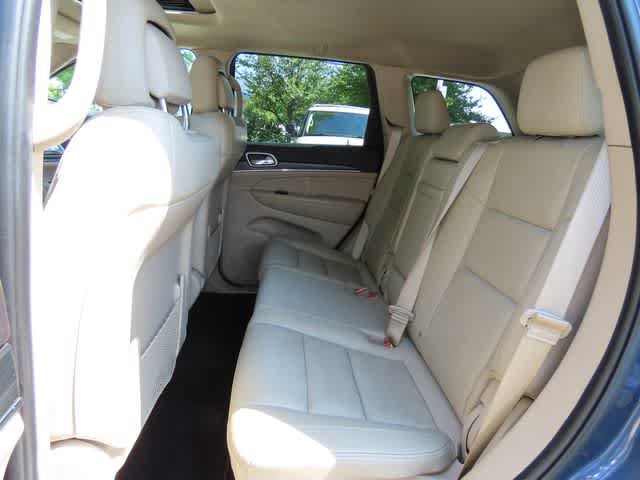 Used 2020 Jeep Grand Cherokee Limited AWD/4WD image 14