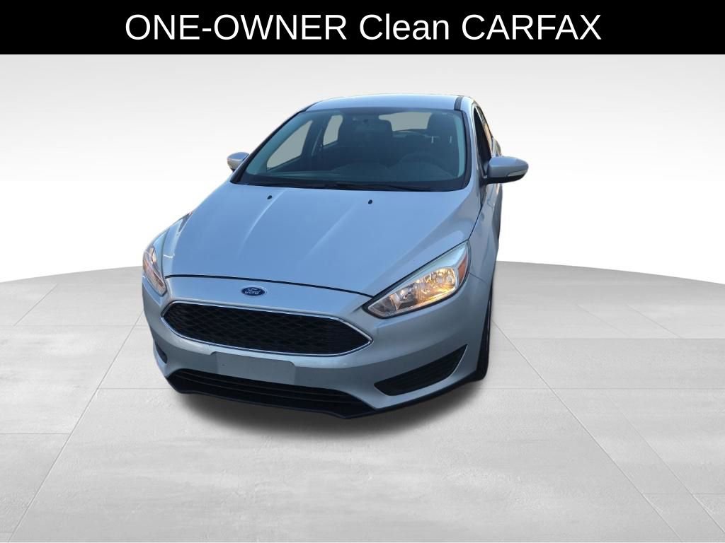 Used 2015 Ford Focus SE FWD image 6