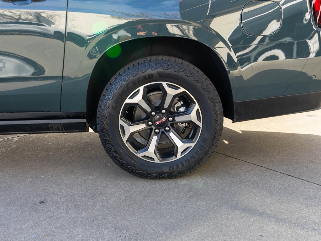 New 2026 GMC Yukon XL AT4 w/ AT4 Premium Plus Package image 33