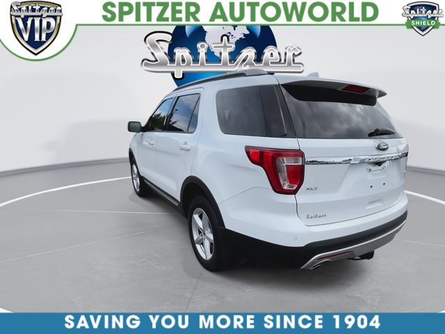 Used 2017 Ford Explorer XLT w/ Equipment Group 202A AWD/4WD image 7