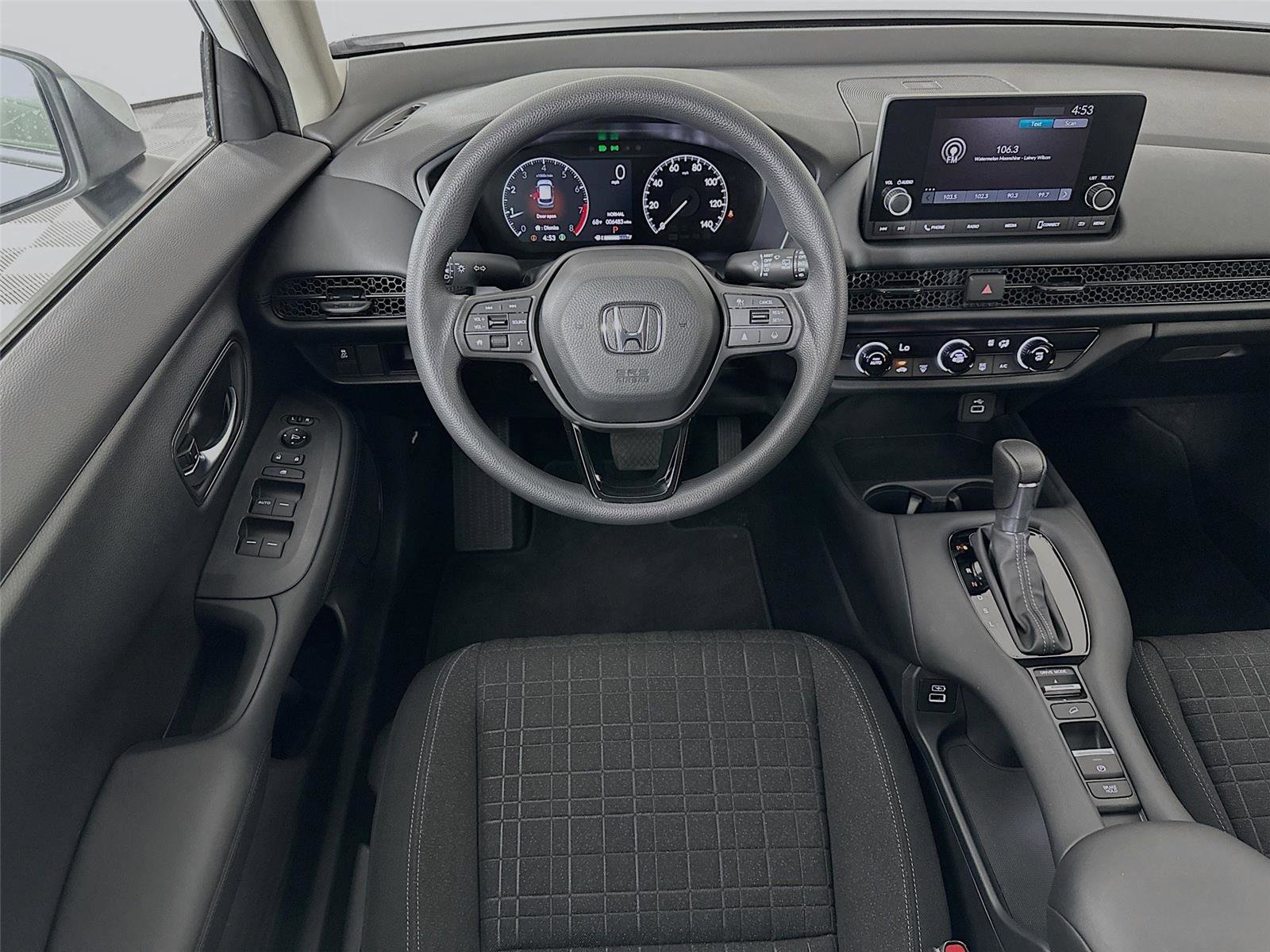 Certified 2023 Honda HR-V LX image 2